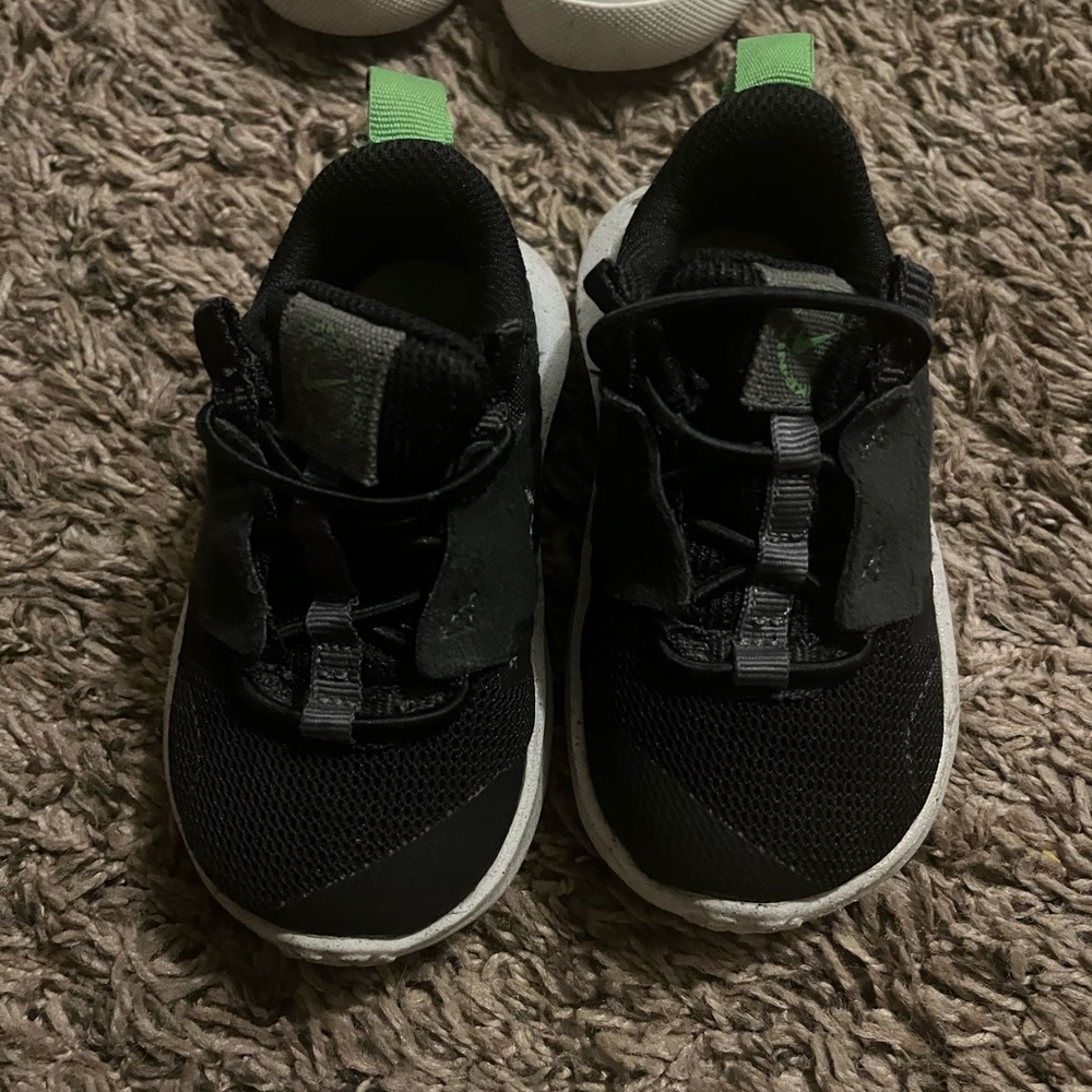 Toddler Nike shoes